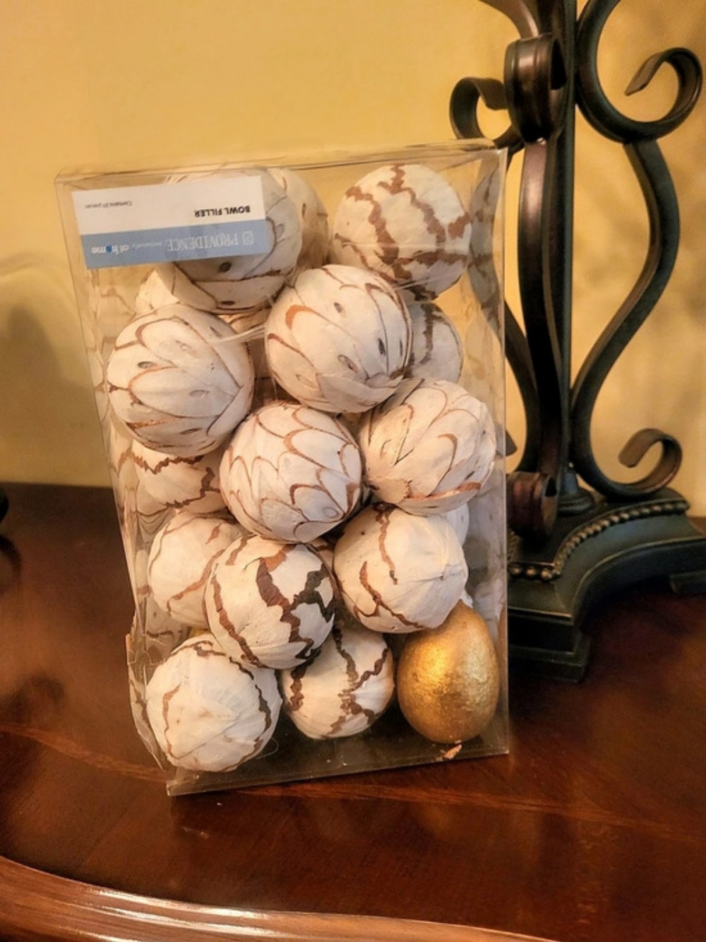 Decorative Floral Spheres in Ivory & Gold